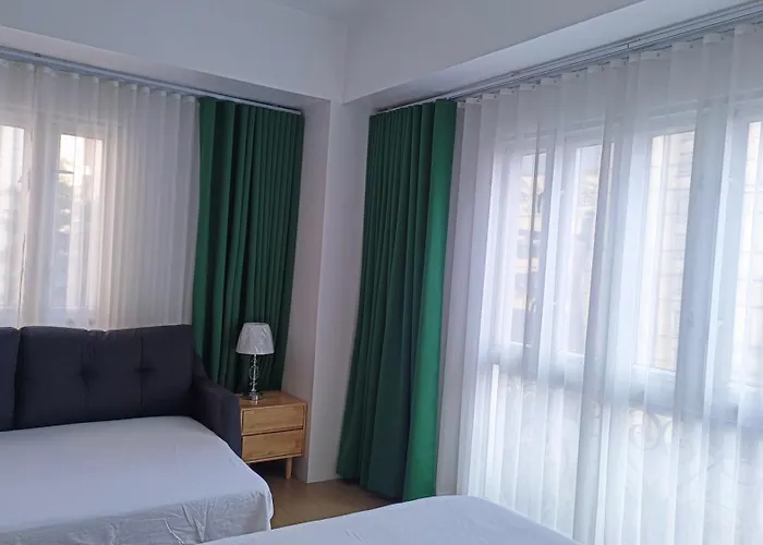 1br And Unit @ 150 Newport Near Naia 3 Apartment *