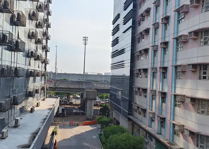 Apartment 1br And Unit @ 150 Newport Near Naia 3