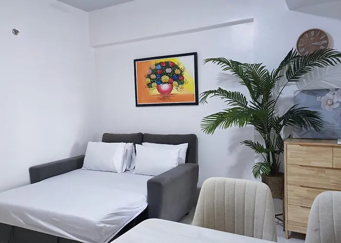 1br And Unit @ 150 Newport Near Naia 3 Apartment Manila