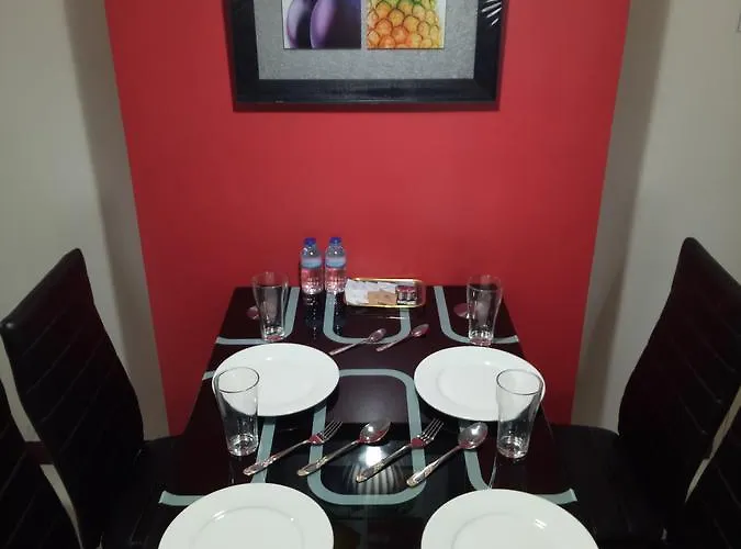 1br And Unit @ 150 Newport Near Naia 3 *