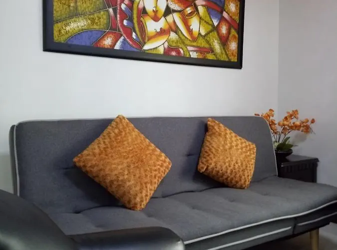 Apartment 1br And Unit @ 150 Newport Near Naia 3 Manila