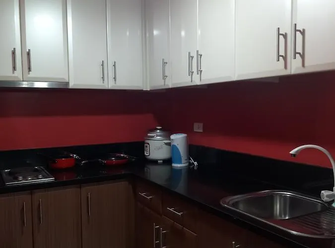 1br And Unit @ 150 Newport Near Naia 3 Apartment *