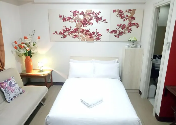 1br And Unit @ 150 Newport Near Naia 3